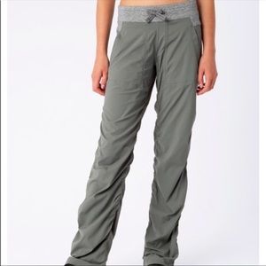Ivivva lined studio pants Clearance